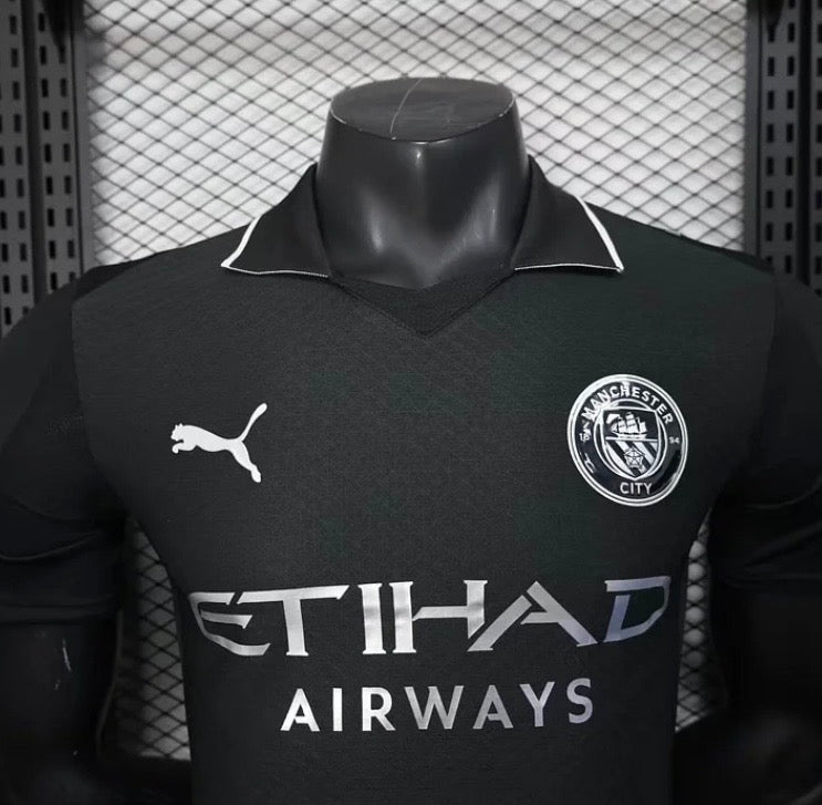 25/26 Manchester City Away Shirt