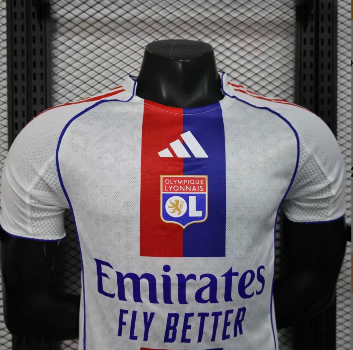 25/26 Olympique Lyonnaise Home Shirt