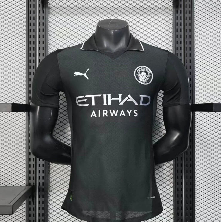 25/26 Manchester City Away Shirt